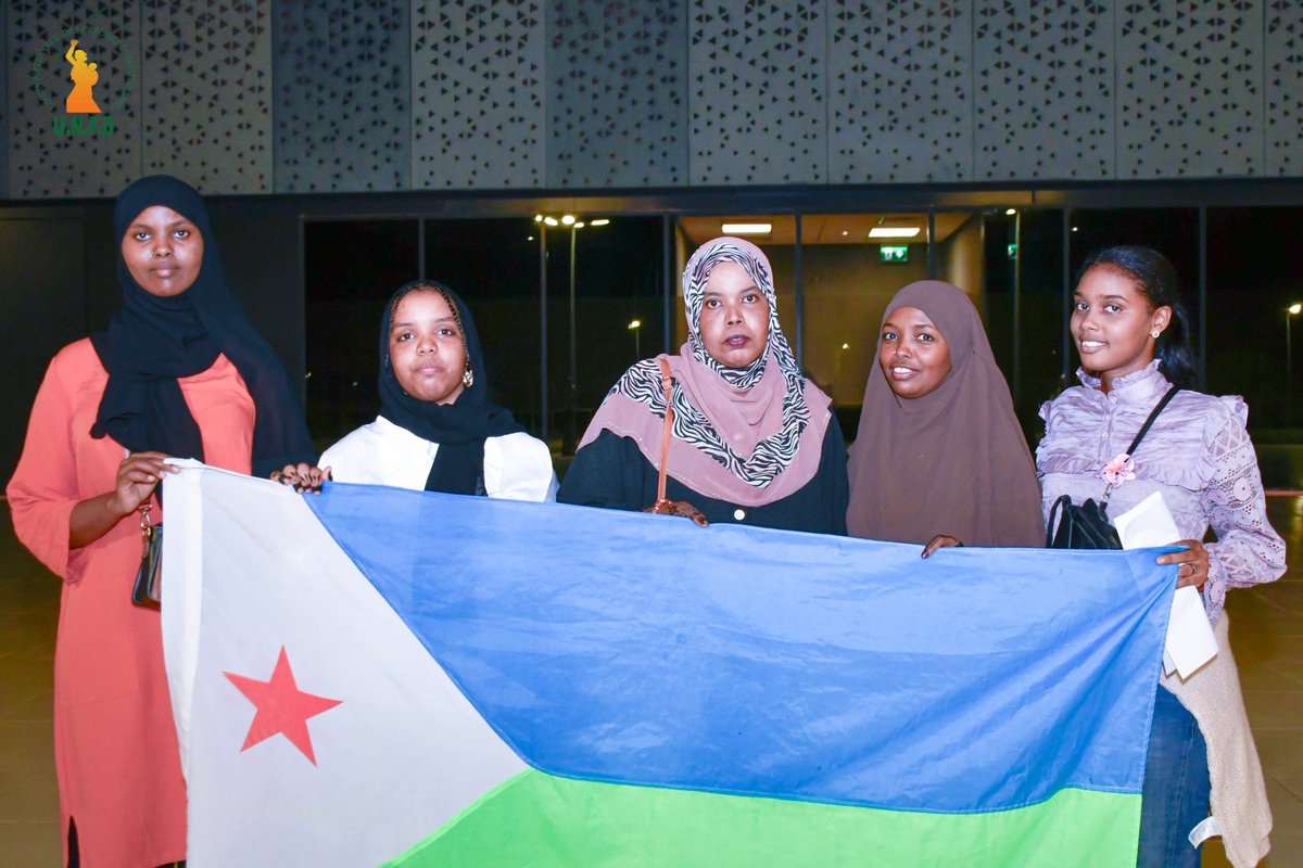 Départ de cinq jeunes filles pour une formation en Russie

📍 Lieu : Aéroport International d’Ambouli, Djibouti
📅 Date : Dimanche 6 juillet 2025

Ce dimanche, cinq jeunes filles ont quitté Djibouti à destination de la Russie, où elles bénéficieront d’une formation