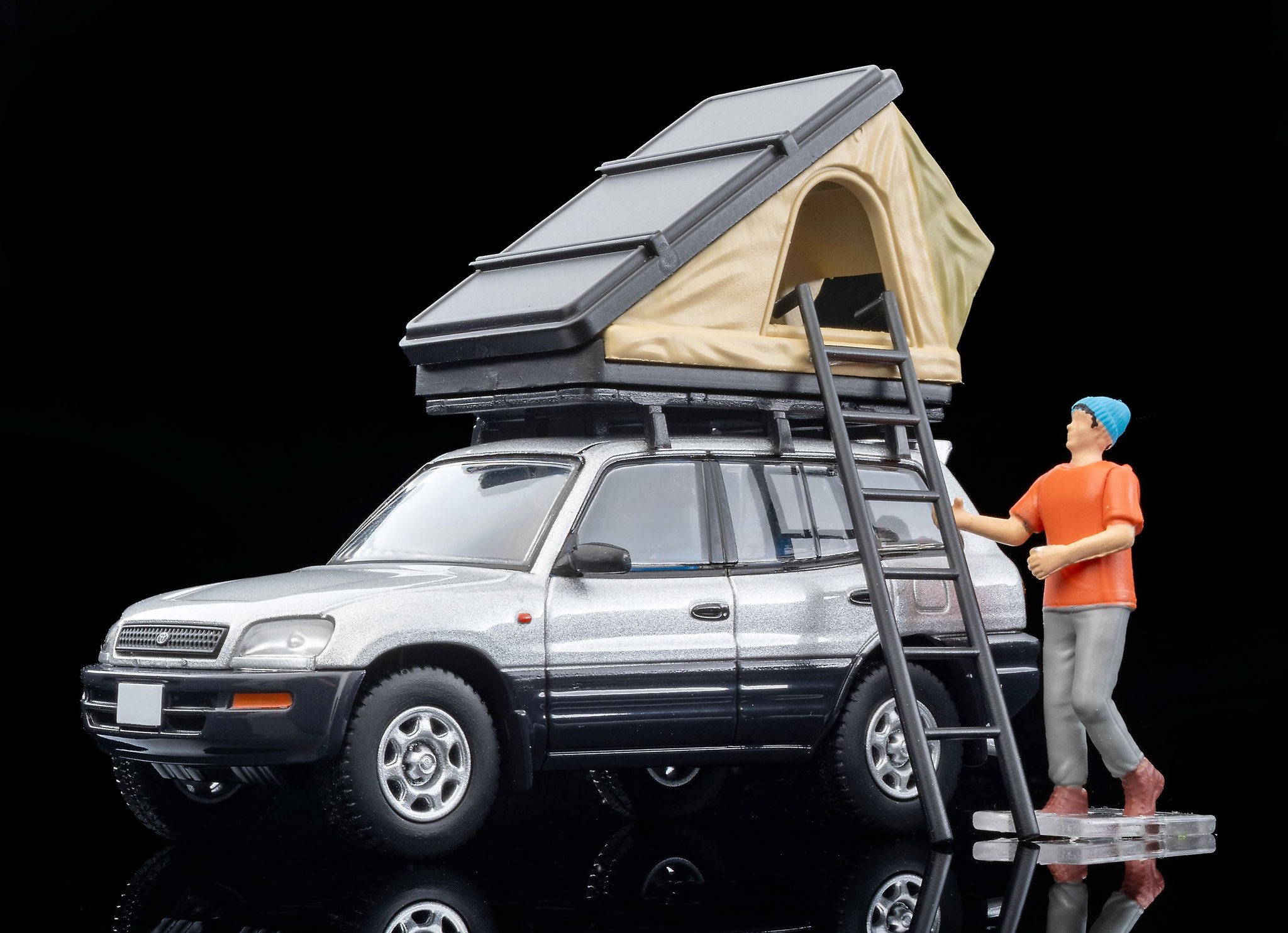 トミカリミテッドヴィンテージ　4点セット トミカリミテッドヴィンテージネオ LV-N295a 日産セドリック4