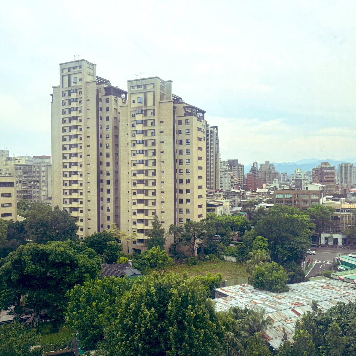 仕事＝眠気スイッチ💤💤💤