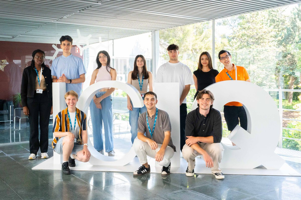 #ICIQNews

👋🏼 ICIQ is pleased to welcome 11 students to the Summer Fellowship Programme 2025

🔬 This initiative aims to provide young researchers with hands-on experience in chemical research, fostering the next generation of scientific leaders.

🔗 iciq.org/new/11-student…