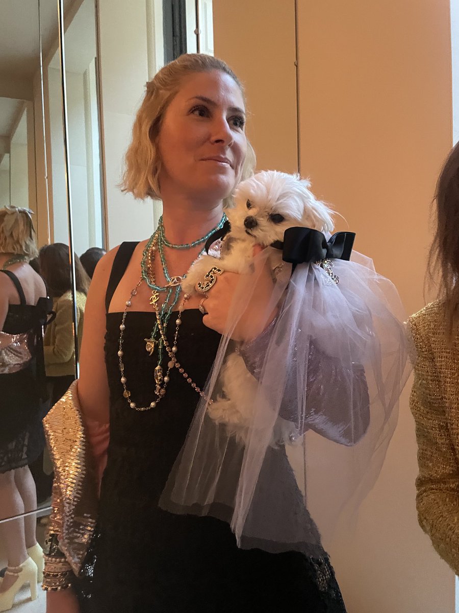 VVFriedman's tweet image. It’s take your dog to Chanel day.