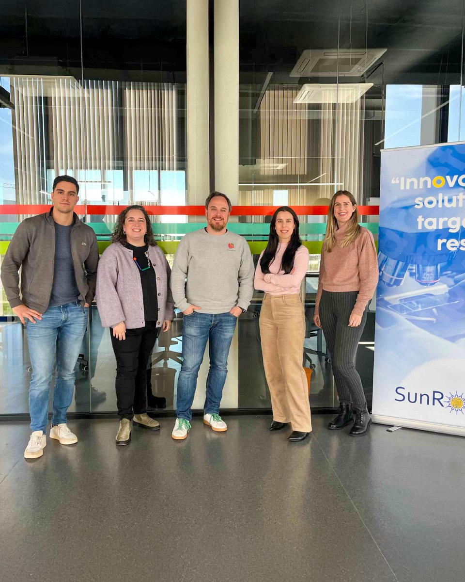 Biopolo Sionlla (@sionllabiotech) on Twitter photo Hace unos meses el consorcio 🤝 de #SunRockBiopharma y <a href="/VHIO/">Vall d’Hebron Institute of Oncology (VHIO)</a> recibió 1,8 M€ para el desarrollo de #OVERCAD ❤️🩹
El objetivo es conseguir una nueva estrategia para el tratamiento del #CancerDeOvario resistente 🦾
<a href="/SionllaBiotech/">Biopolo da Sionlla</a> en el #CaminoDeLaInnovación ✨
.
.
#BiopoloSionlla Hace unos meses el consorcio 🤝 de #SunRockBiopharma y <a href="/VHIO/">Vall d’Hebron Institute of Oncology (VHIO)</a> recibió 1,8 M€ para el desarrollo de #OVERCAD ❤️🩹
El objetivo es conseguir una nueva estrategia para el tratamiento del #CancerDeOvario resistente 🦾
<a href="/SionllaBiotech/">Biopolo da Sionlla</a> en el #CaminoDeLaInnovación ✨
.
.
#BiopoloSionlla
