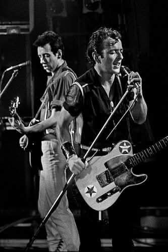 Joe Strummer 😎