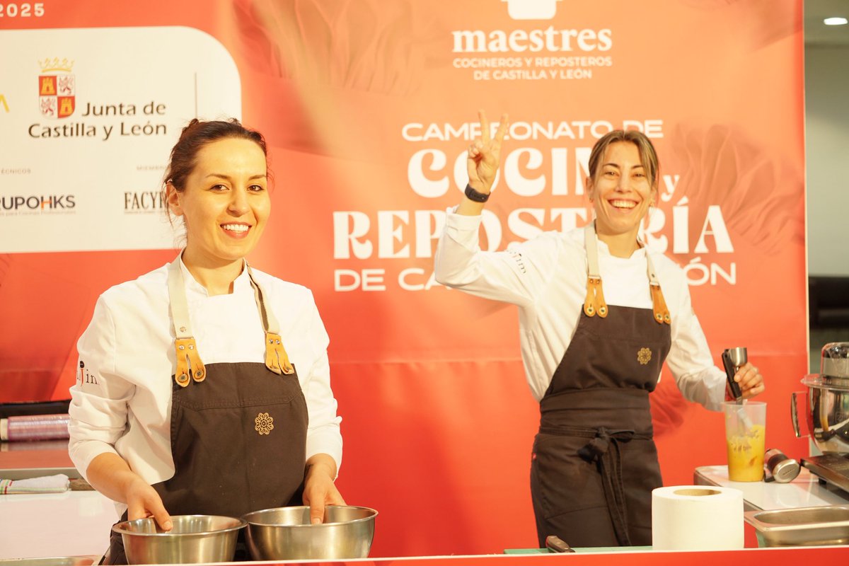 Los box están a pleno rendimiento. Comenzamos el Concurso de Repostería. 

#CampeonatoCYR2025 #Maestres #Finalistas #TalentoGastronómico #CocinaCyL #ReposteríaCyL #CertamenGastronomico #Hostelería #Salamanca

<a href="/CyLEsVida/">Turismo Castilla y León</a> <a href="/aytoSalamanca/">Ayuntamiento Salamanca</a> <a href="/noticiascyl/">El Español- Noticias de CyL</a> <a href="/DiarioCyLMundo/">Diario de Castilla y León</a> <a href="/FACYRE/">FACYRE</a>
