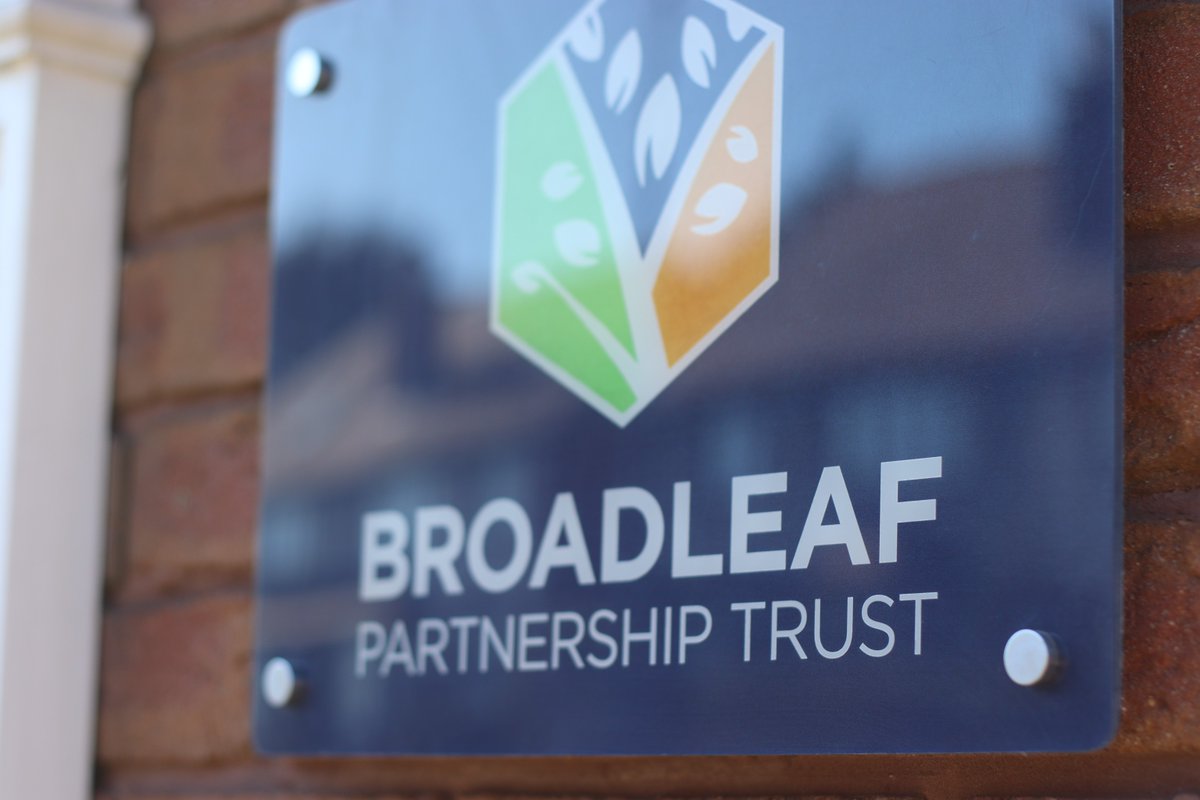 BroadleafPT's tweet image. Are you ready to take your first step into the world of work?
Looking for a real job where you can earn, learn &amp;amp; make a difference?

Join us as a HR Apprentice &amp;amp; start building your career, all while supporting the amazing staff &amp;amp; students in our schools

mynewterm.com/jobs/4210/EDV-…