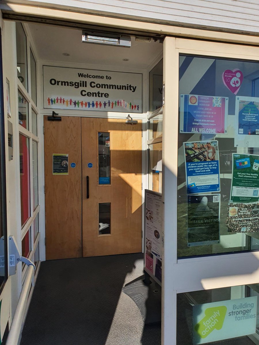 barrowpolice's tweet image. *POLICE DESK*

PCSO 5276 will be at Ormsgill Community Centre 10:00-12:00 today if anyone would like to discuss any police issues. 

#CommunityIssues #OrmsgillCommunityCentre