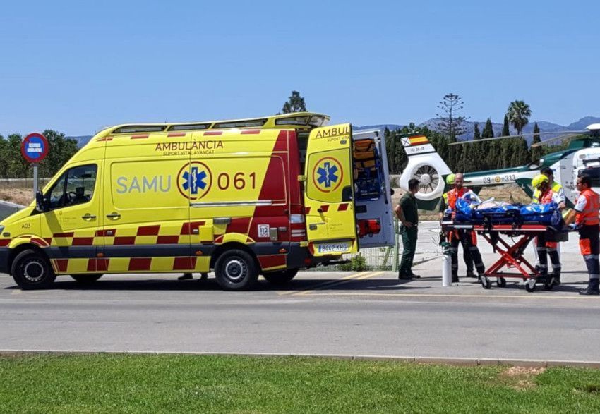 Infosalut (@infosalut) on Twitter photo 🚑📝El Consell de Govern aprueba la nueva Carta de Servicios del SAMU 061 Balears infosalut.com/gestio-sanitar…
<a href="/SAMU061IB/">SAMU061 IllesBalears</a> <a href="/ibsalut/">Servei de Salut de les Illes Balears (IB-SALUT)</a> <a href="/SalutGOIB/">Conselleria de Salut</a> 🚑📝El Consell de Govern aprueba la nueva Carta de Servicios del SAMU 061 Balears infosalut.com/gestio-sanitar…
<a href="/SAMU061IB/">SAMU061 IllesBalears</a> <a href="/ibsalut/">Servei de Salut de les Illes Balears (IB-SALUT)</a> <a href="/SalutGOIB/">Conselleria de Salut</a>