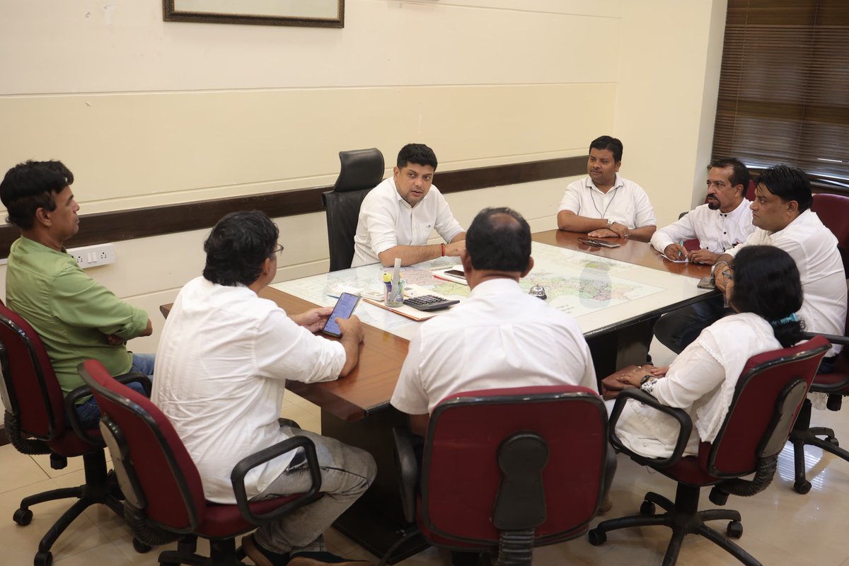 amitspatkar's tweet image. Held a focused meeting with the @INCMinority of Goa at Congress House, Panaji. The concerns of our minority communities cannot be overlooked — it is our duty to ensure their voices are heard and represented. Under the BJP regime, these voices have been systematically sidelined.…