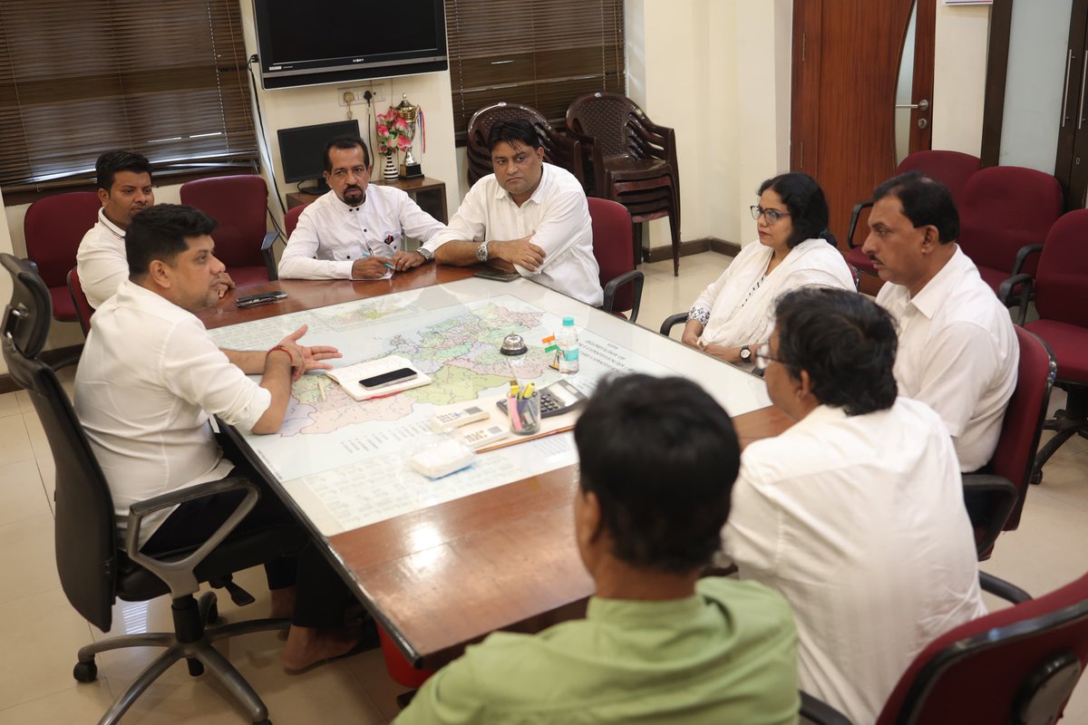 amitspatkar's tweet image. Held a focused meeting with the @INCMinority of Goa at Congress House, Panaji. The concerns of our minority communities cannot be overlooked — it is our duty to ensure their voices are heard and represented. Under the BJP regime, these voices have been systematically sidelined.…
