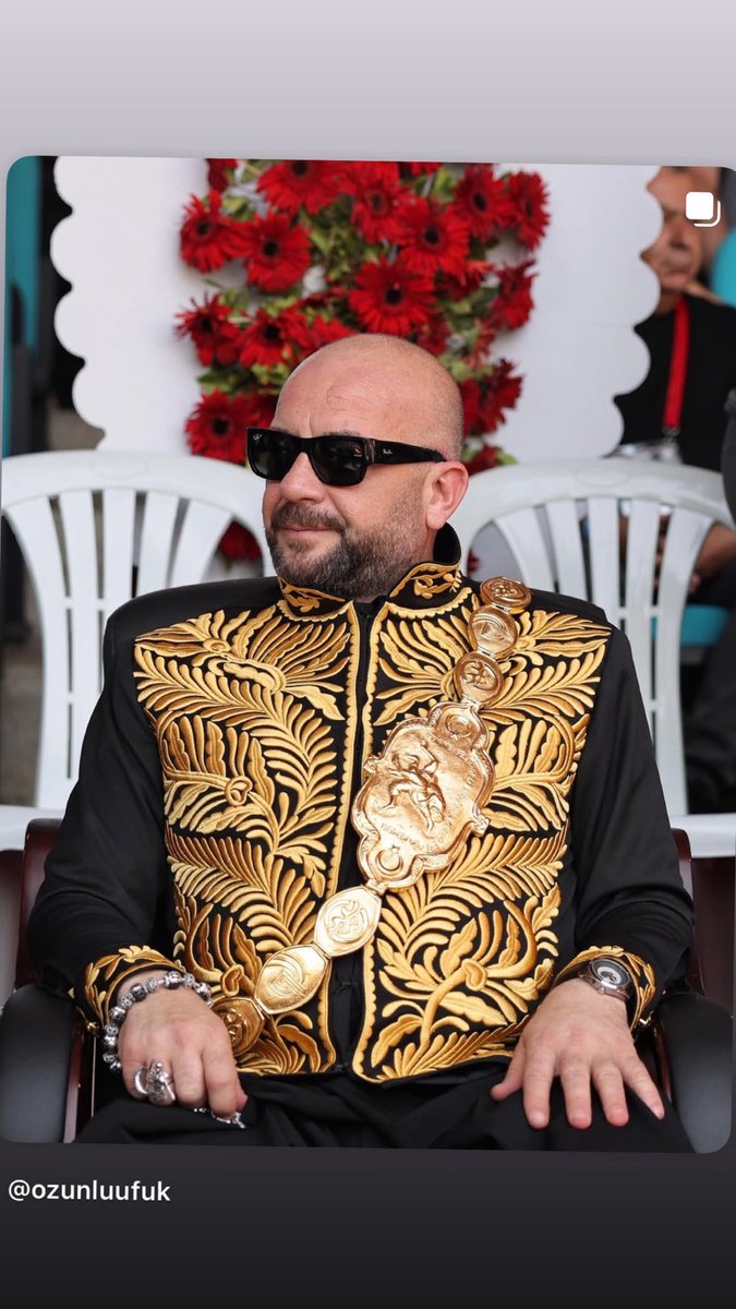 Osimhen transferi gizli sponsoru 
Teşekkürler M. Tansel Taşanlar 
<a href="/mtt1905/">M.Tansel Taşanlar</a>