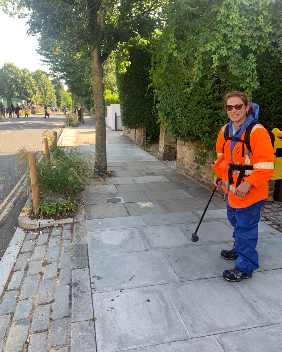 sarahmarsham's tweet photo. @IslingtonBC @UnaOHalloran @CarolineRussell @jeremycorbyn @MayorofLondon #monsanto#glyphosate#n4
#islingtoncouncil Dear Islington Council why are you killing #birds&amp;#bees ????? https://t.co/2HTl9iNrAd