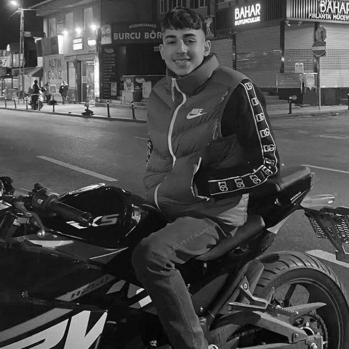 Zehra Kınık'ın ölümüne neden olduğu 17 yaşındaki Batın'ın babası Serdal Barlasçeki şikayetini geri çekti.   

Anne Hasret Doğan ise şikâyetini geri çekmedi ve hukuk mücadelesini sürdüreceğini söyledi.