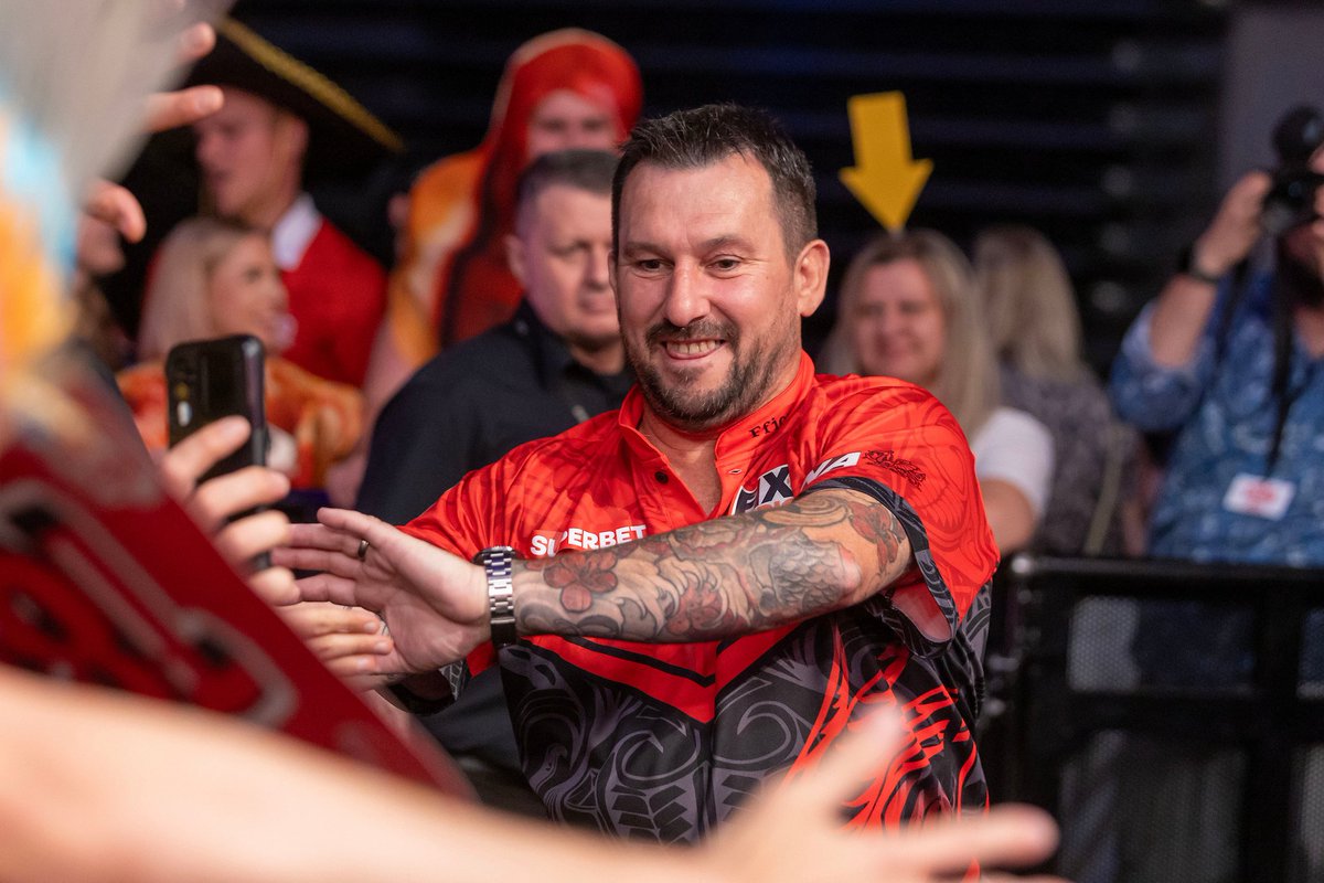Poland was disappointing for me, but we move on, and it's two days on the Pro Tour in Leicester next up.

I'm feeling in great form and I'll be looking to do some damage 💪🏻

<a href="/ModusDarts180/">MODUS Sports</a> <a href="/reddragondarts/">Red Dragon Darts</a> <a href="/zwasports/">ZWA Sports</a> JPL <a href="/JustWalesLTD/">Just Wales LTD</a> <a href="/FixRadioUK/">Fix Radio</a>