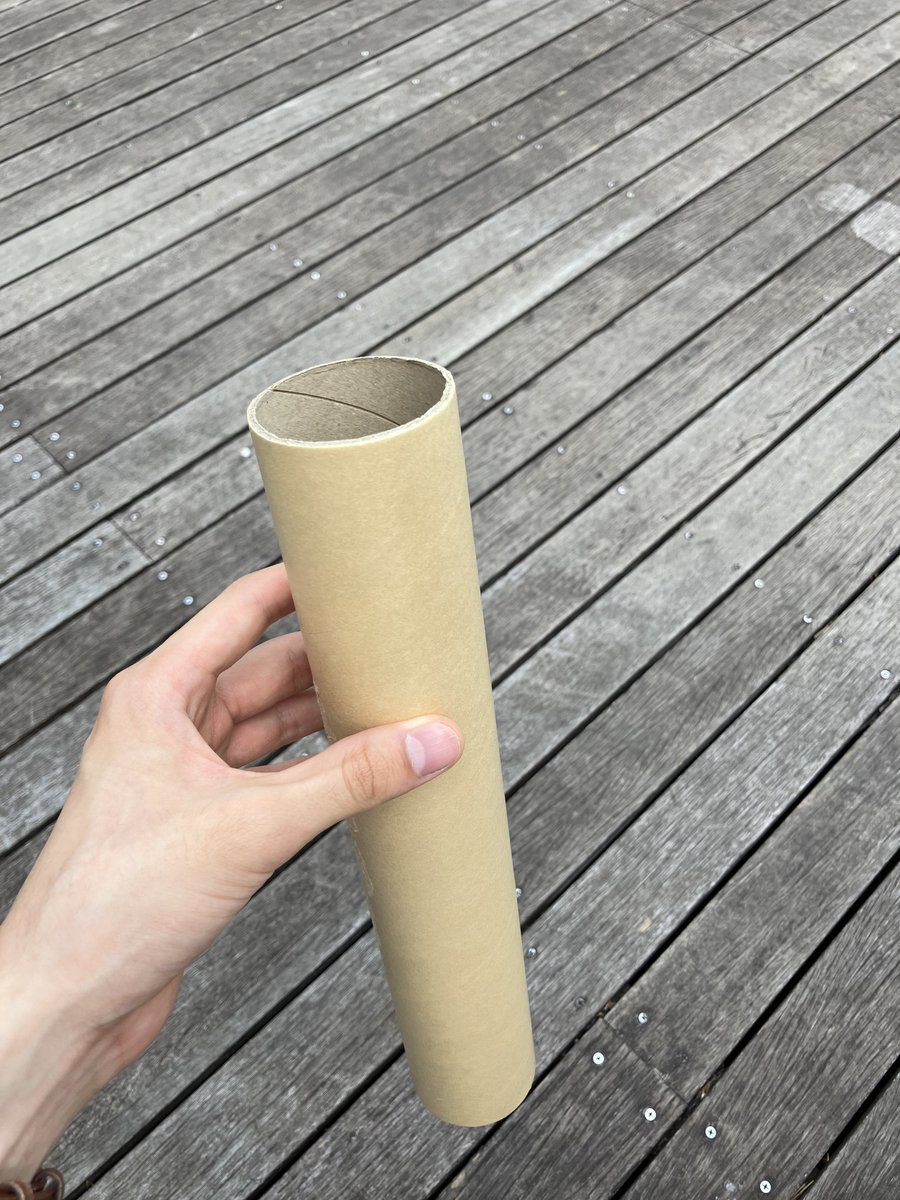 駒場図書館で S¹ × [0, 1] が配布されている（誰が持っていくんだ？）。