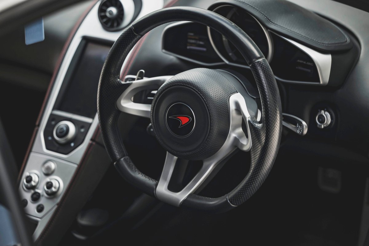 BonhamsCars's tweet image. Introducing one of our latest listings, a 2012 McLaren MP4-12C with a mere 13,055 miles on the clock 🇬🇧 tinyurl.com/ykpabwzs
Judged against either its mileage or its age, the car’s aesthetic, mechanical and dynamic condition is excellent. #BonhamsCarsOnline