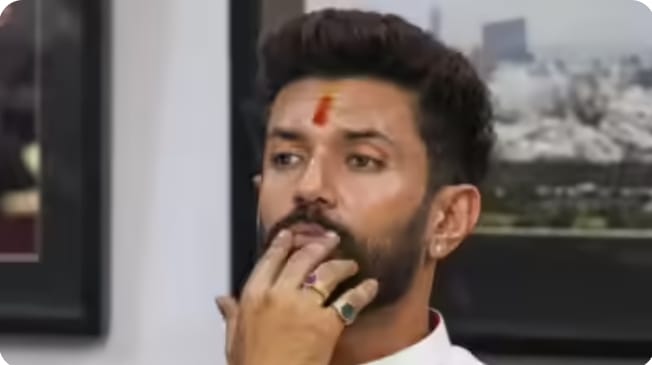 Indialeader_com's tweet photo. Bihar Assembly Drama
“Chirag Paswan shakes up NDA: law‑and‑order push meets domicile demands.”
➡️ Is this a game‑changer in Bihar’s politics?
🔗 https://t.co/L6QFcwgOiB
#biharelections #chiragpaswan #ndapolitics #indialeader https://t.co/JIrunJdUM2