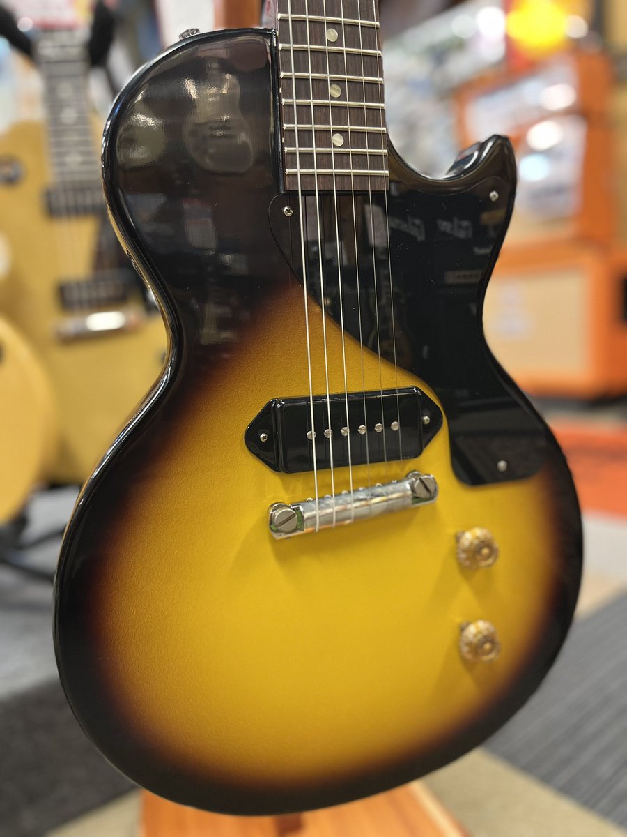 GCLUB_TOKYO's tweet photo. 【2F info】
Gibson Les Paul Junior Single Cut '58Vintage
https://t.co/WZi8BDWi9K
Gibson Custom Shop 1957 Les Paul Junior Single Cut VOS
①https://t.co/au2P3alsp5
②https://t.co/KMWc4AOq9g
新旧揃い踏み🤘
#gibson #onlyagibsonisgoodenough #lespaul #studentmodel https://t.co/1QTnmXwQDD