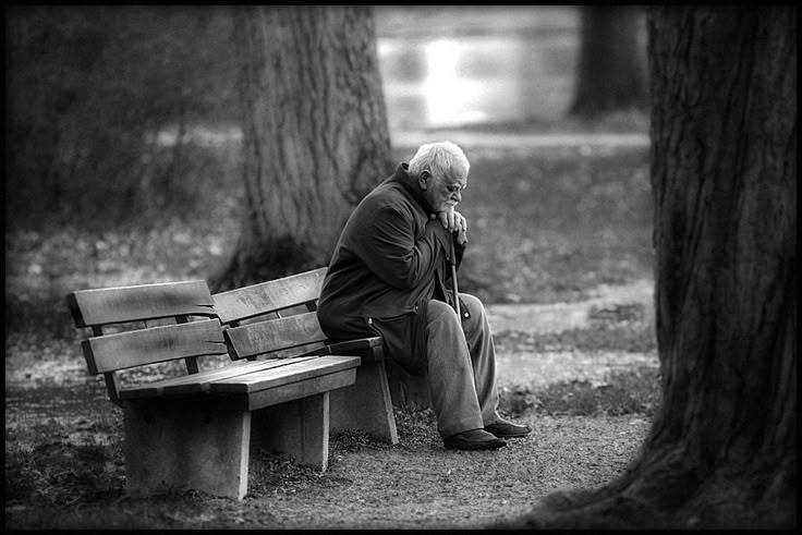 💘मोहब्बत ही में मिलते है शिकायत के मजे 💘
                         पैहम.........
       मोहब्बत जितनी बढ़ती हैं शिकायत 
                      होती जाती
#RutoMustGo #Caramelyk #ENHYPEN #GOLD