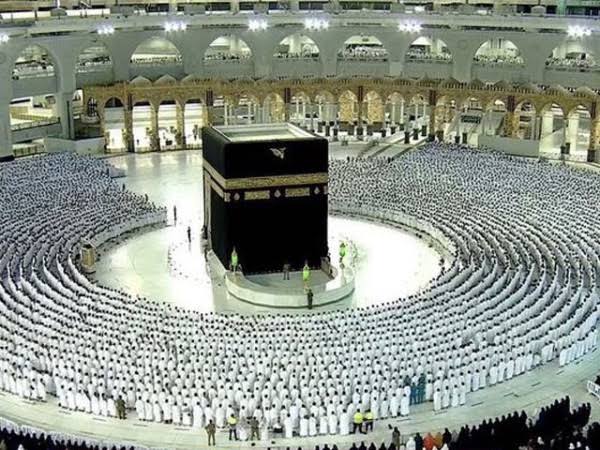 ﷽
🌹السلام وعلیکم🌹
💫 ⁧#خاتم_النبیین_محمدﷺّ⁩ 💫
🌷⁧#درود_وسلام⁩ 🌷

💮اے اللہ! میں آپ سے مانگتاہوں صحت و تندرستی اورعفت وپاکدامنی،اورامانت کی صفت اچھےاخلاق اور تقدیر پہ راضی رہنا ۔💮
آمین 🤲🏻
🌴صلو علی الحبیب🌴
🌿الصلوۃوالسـلام علیِكْ یا رسول اللہﷺ️🌿