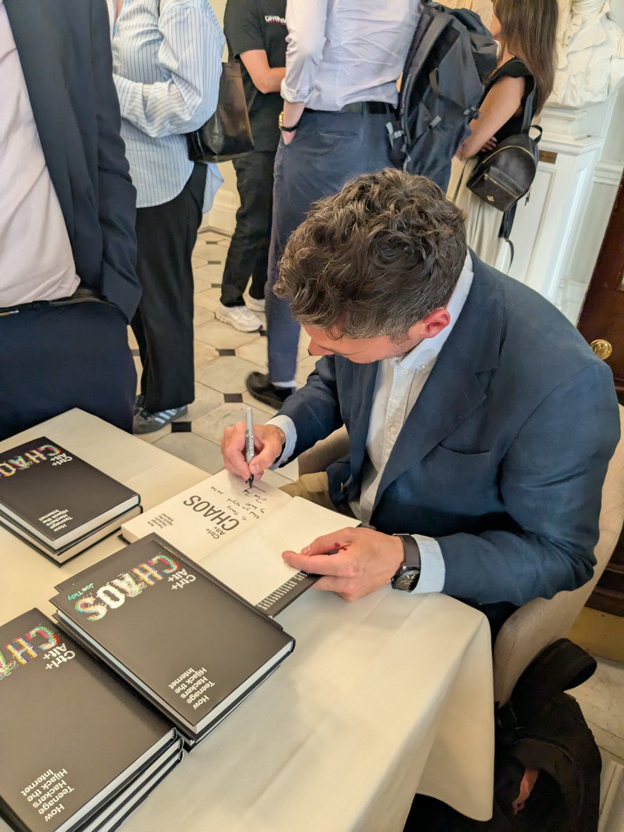 Elliott & Thompson (@eandtbooks) on Twitter photo We had a wonderful time at <a href="/RUSI_org/">RUSI</a> last night where <a href="/joetidy/">Joe Tidy BBC News</a> spoke about his new book, Ctrl+ Alt+ Chaos: How Teenage Hackers Hijack the Internet:
bit.ly/4le0iRd
#Hacking #hackers #technology #NonFiction We had a wonderful time at <a href="/RUSI_org/">RUSI</a> last night where <a href="/joetidy/">Joe Tidy BBC News</a> spoke about his new book, Ctrl+ Alt+ Chaos: How Teenage Hackers Hijack the Internet:
bit.ly/4le0iRd
#Hacking #hackers #technology #NonFiction