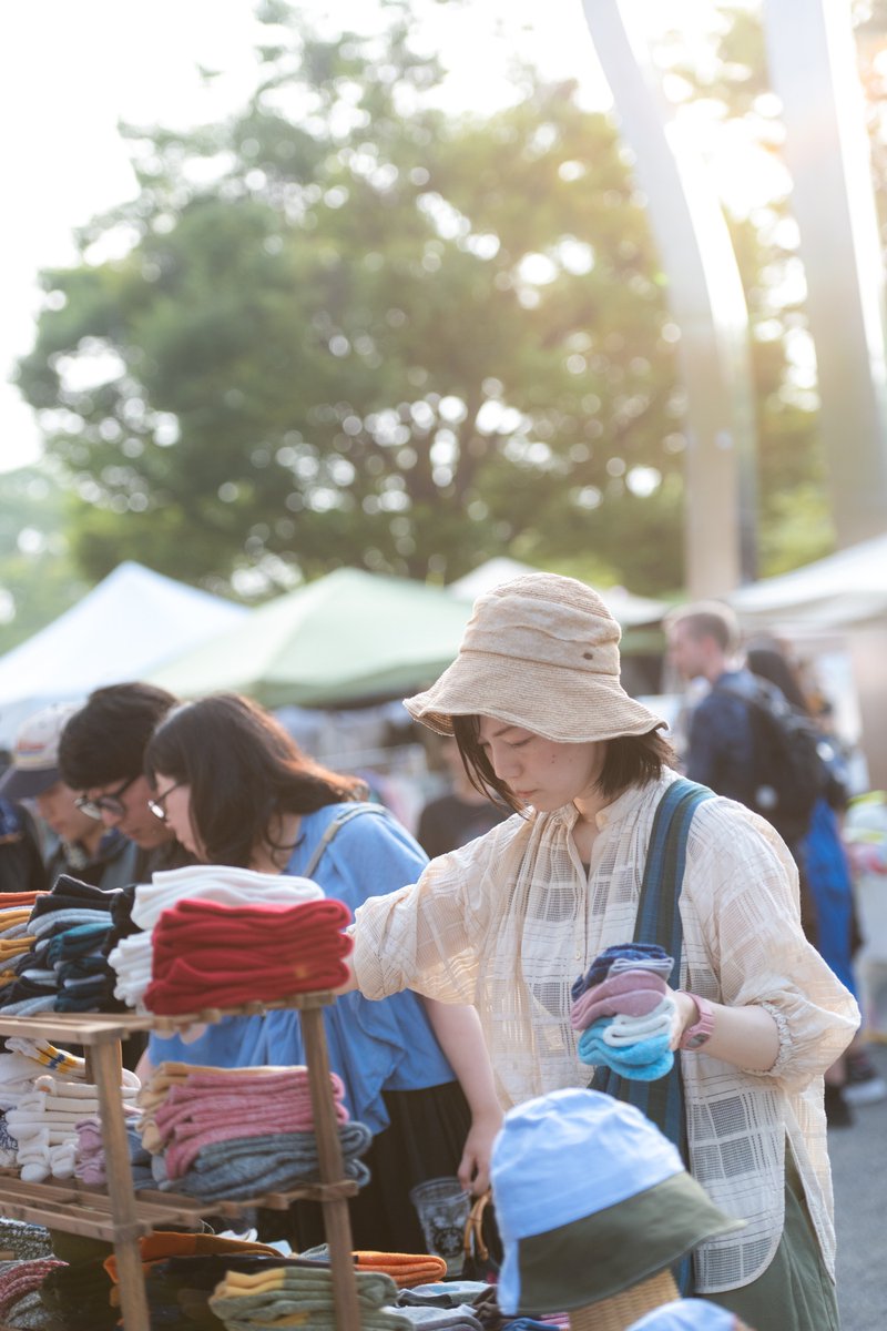 e_garden's tweet image. DAY3フォトレポ公開
アースガーデン“夏”ヨルイチ、最終日もにぎやかに終了🌿
夕方には会場がたくさんの笑顔に包まれ、阿波おどりやライブで最後まで盛り上がりました！

写真レポート
earth-garden.jp/festival/80626/

🎉次回は「アースガーデン“秋” 2025」
📅10月25日(土)・26日(日)｜30周年記念開催！