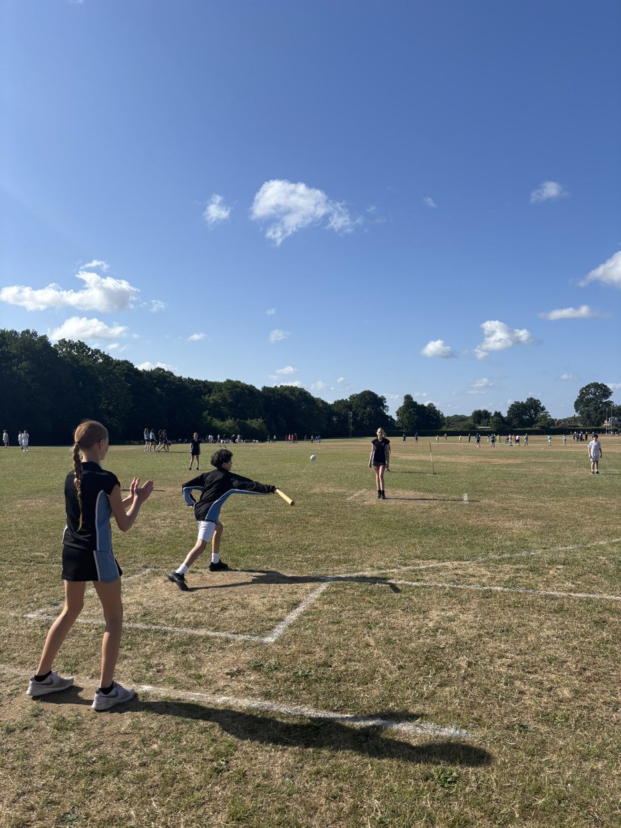 Miss Harrison tweet media