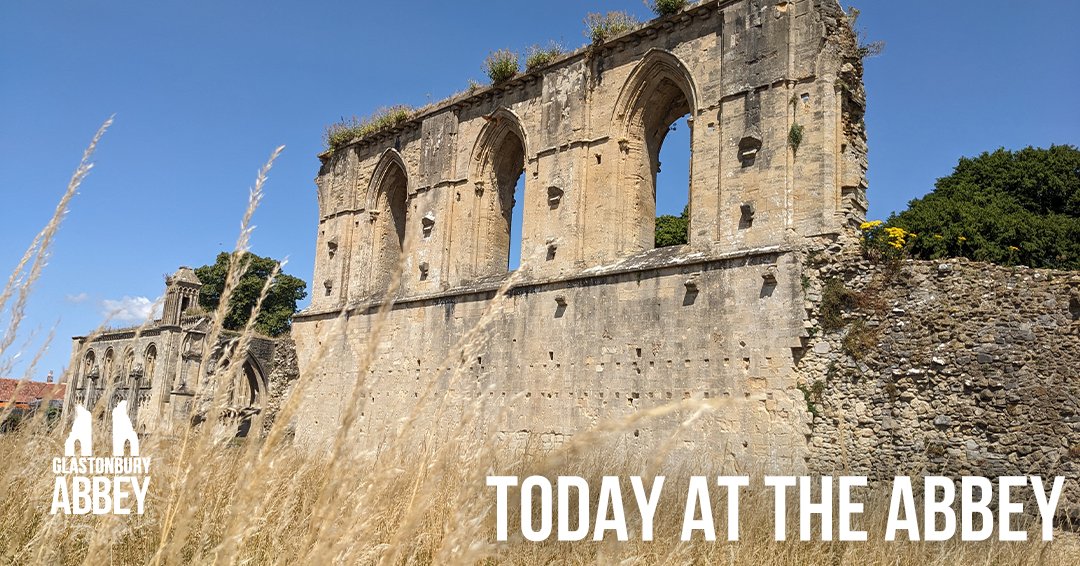 Today at the abbey! Join a guided Living History tour at 11am, 12pm &amp; 3pm or watch a leatherwork demonstration at 1:30pm.

Plus, spot Alyce the Cook as she wanders the site!

#TodayattheAbbey #TATA
