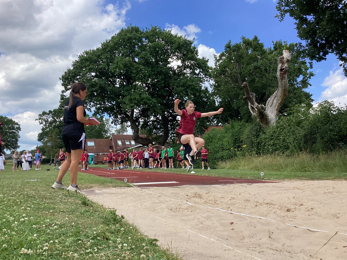 Good luck to everyone competing in today’s Senior School Sports Day. Early Years and Prep pupils have already laced up their trainers and lined up at the running track for their fun-filled and competitive Sports Days! 🏃‍♂️

#SportsDay #ProudtobeAshville