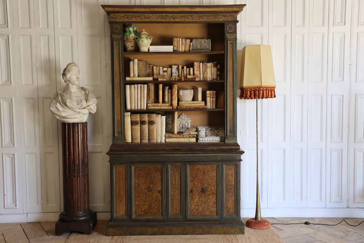 BrownriggUK's tweet photo. Superb Italian Painted Bookcase in the 17th Cent Taste
https://t.co/mIknAkHN7F
#paintedbookcase #antiquebookcase #paintedfurniture #antique #furniture https://t.co/TPNI2YndCx