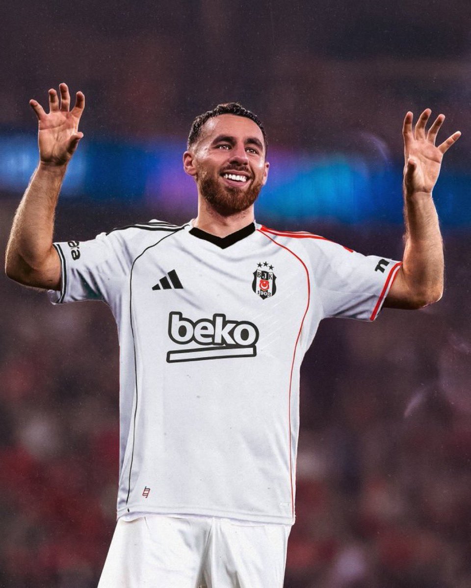 Beşiktaş'ın evladını yabancı ellerde bırakmayın, alın gelin...
#OrkunİçinBüyüklerGöreve
