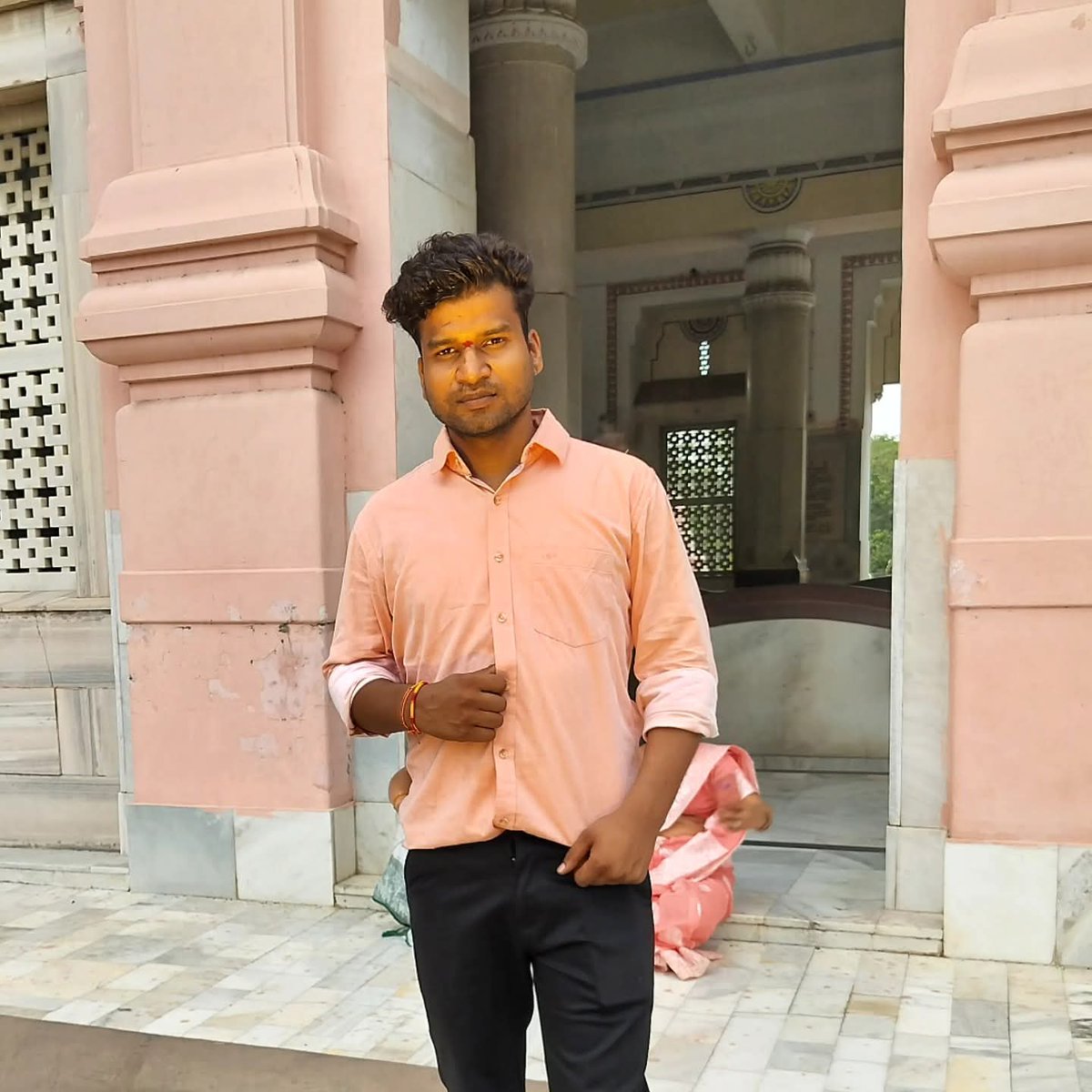 nanhakmodi's tweet photo. जो सही और मुंह पर बोलते है। उनकी बातें हमेशा कड़वा होती है। जो चापलूसी और चुगल खोरी करते हैं उनकी बातें हमेशा मीठी-मीठी रहती है। क्योंकि इतिहास उन्हीं पर लिखा जाता है जो सही बोलते है। 
🫡जय हिंद 🇮🇳 जय भारत🙏वंदे मातरम 🚩
#newpic #motivation #lawyer  #nanhakmodi #newpost https://t.co/sEsDCUyGnA