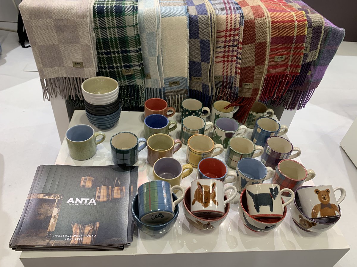 ScotlandinJapan's tweet image. ã¹ã³ããã©ã³ãã®ãµã¹ããããªãã£ãžã®åãçµã¿ãå
鱿±äº¬ã®å±ç€ºäŒã§ç޹ä»ãããŸããã
ã€ã³ããªã¢ãã©ã³ãANTAã¯äœå°ãŠãŒã«çå°ãã¢ãããµã€ã¯ã«ããé«å質ãªããŒã ãŠã§ã¢ãžåçã
廿£ç©ãæžããã€ã€ãðŽó §ó ¢ó ³ó £ó Žó ¿ã®è·äººæãšãã¶ã€ã³åãçºä¿¡ããŸããã
Â
#ScotlandInJapan