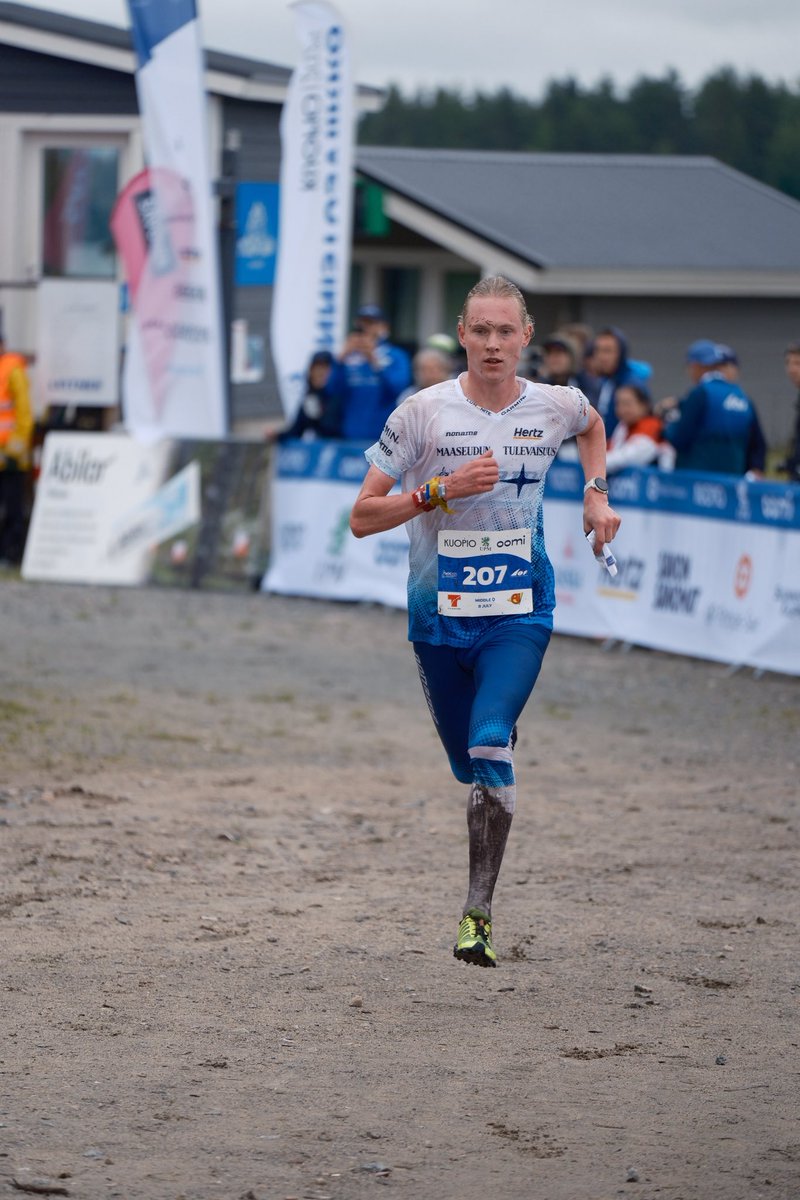 Kaikki Suomen miehet odotetusti keskimatkan finaaleihin!

Suomalaisten sijoitukset erissään:

Eetu Savolainen 2.
Topi Syrjäläinen 2.
Miika Kirmula 12.

Tulokset: 

online-live.tulospalvelu.fi/tulokset-new/e…