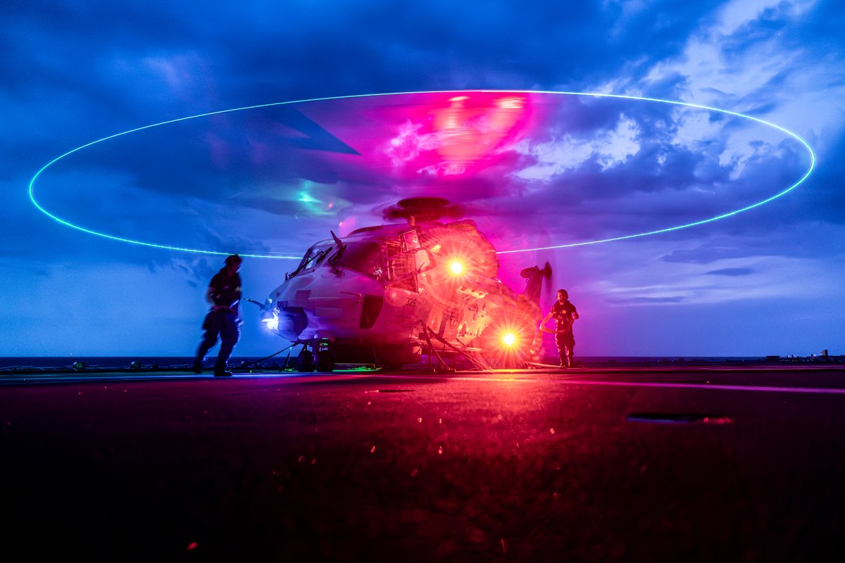 kon_marine's tweet image. 🇳🇱 Zr.Ms. Johan de Witt, @korpsmariniers, en @Kon_Luchtmacht trainen met @NATO-partners 🇺🇸🇬🇧🇨🇦 aan de Amerikaanse oostkust. We oefenen amfibische operaties en vliegoperaties zodat we in een echte missie direct als één team kunnen handelen. #AtlanticAlliance25