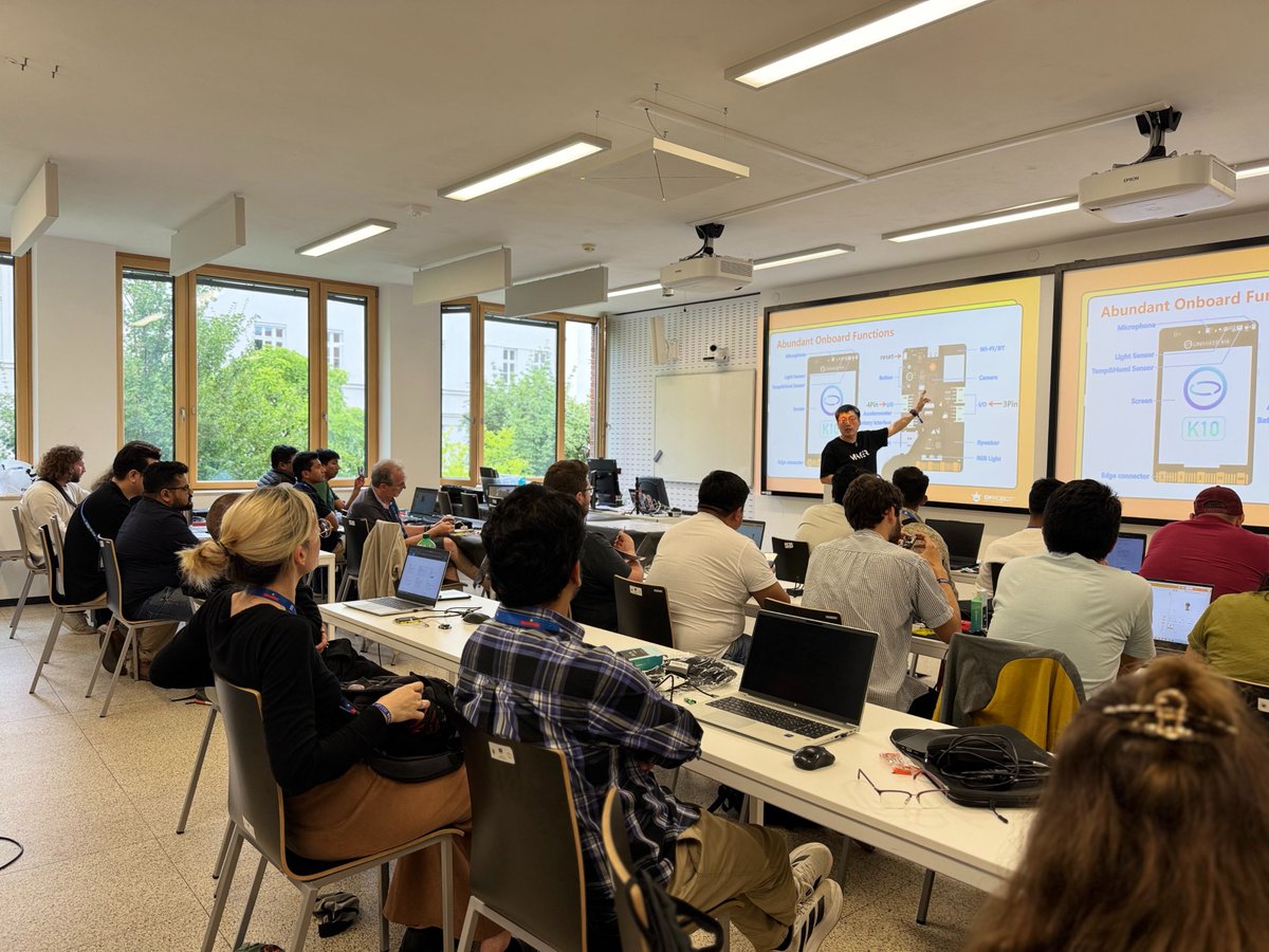 UNIHIKER's tweet image. Look at all the new friends UNIHIKER K10 made at FAB25! 🇨🇿🌍
What an inspiring and fun workshop with our amazing instructor @Rockets_cn
Thanks to everyone who stopped by — let’s keep building cool things together! #FabAcademy #Fab25 #FabLab #STEAM