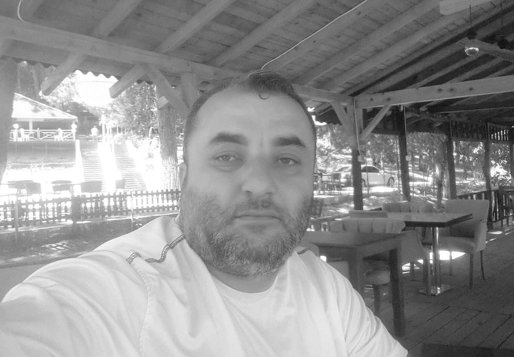 İskenderun İSDEMİR'de çalışan üyemiz Celal Gülpınar ve Karabük KARDEMİR'de çalışan üyemiz Engin Aydemir'in geçirdikleri kalp krizi sonucu Hakk'a yürüdüklerini büyük bir üzüntüyle öğrenmiş bulunmaktayım.
Celal ve Engin kardeşlerime Yüce Allah'tan rahmet, ailelerine, sevenlerine,