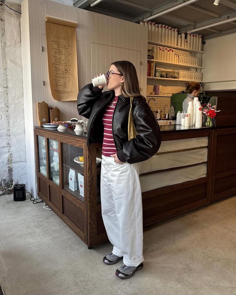 pradavante's tweet photo. but first, coffee ☕️ https://t.co/ERrL8KgZQr