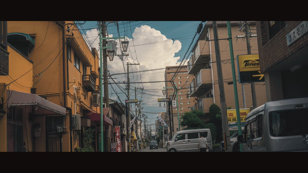 Rockystudio4's tweet photo. 夏雲に襲われた帰り道Osaka https://t.co/U7mpAxdqMB