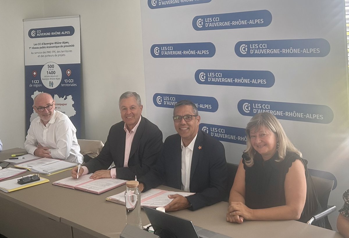 👩🏻‍🔬#Lyon : Les CCI de la région #AuvergneRhoneAlpes <a href="/CCI_ARA/">CCI Auvergne-Rhône-Alpes</a> et <a href="/EDFofficiel/">EDF</a> ont signé une convention de partenariat qui renforce leur coopération dans le secteur du nucléaire. Elle marque une nouvelle étape dans l’accompagnement des entreprises régionales face aux enjeux du