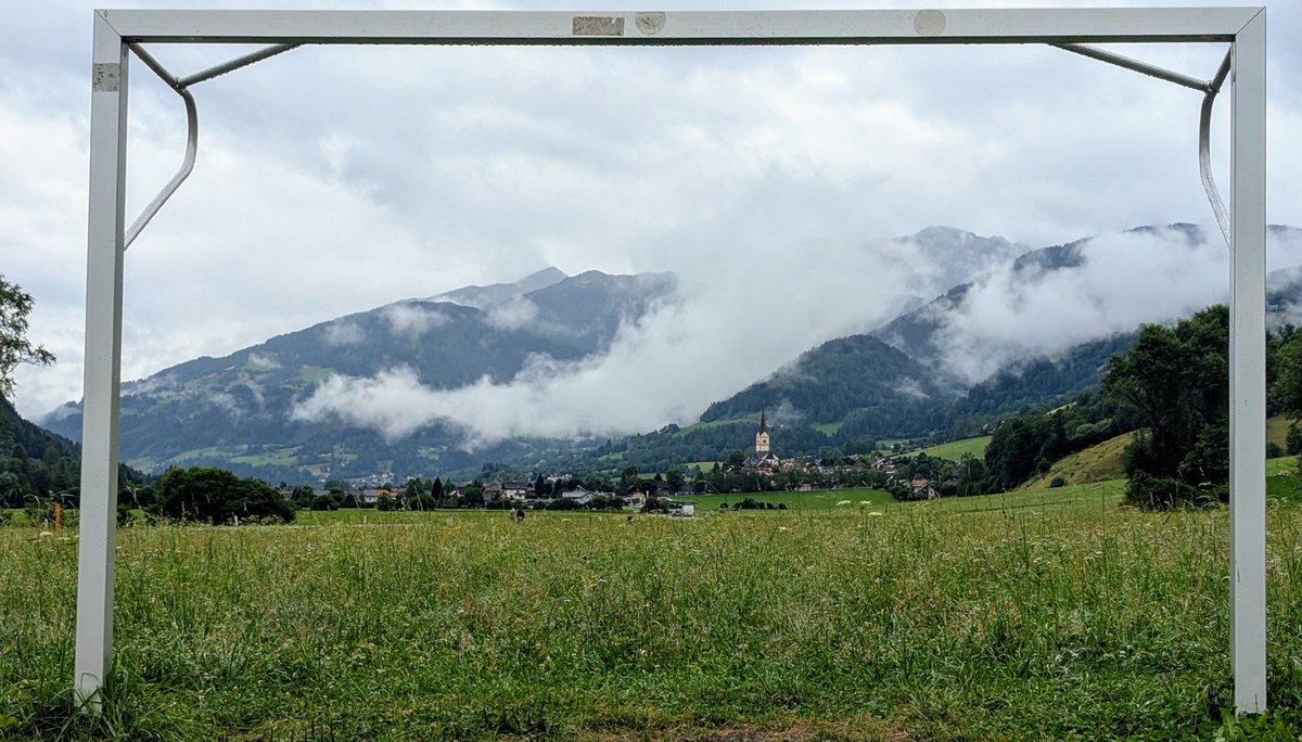 Liebe Grüße aus der verregneten Steiermark. 9° und Dauerregen, schwierige Rahmenbedingungen für die Ferienfahrt - aber wir machen das Beste draus.