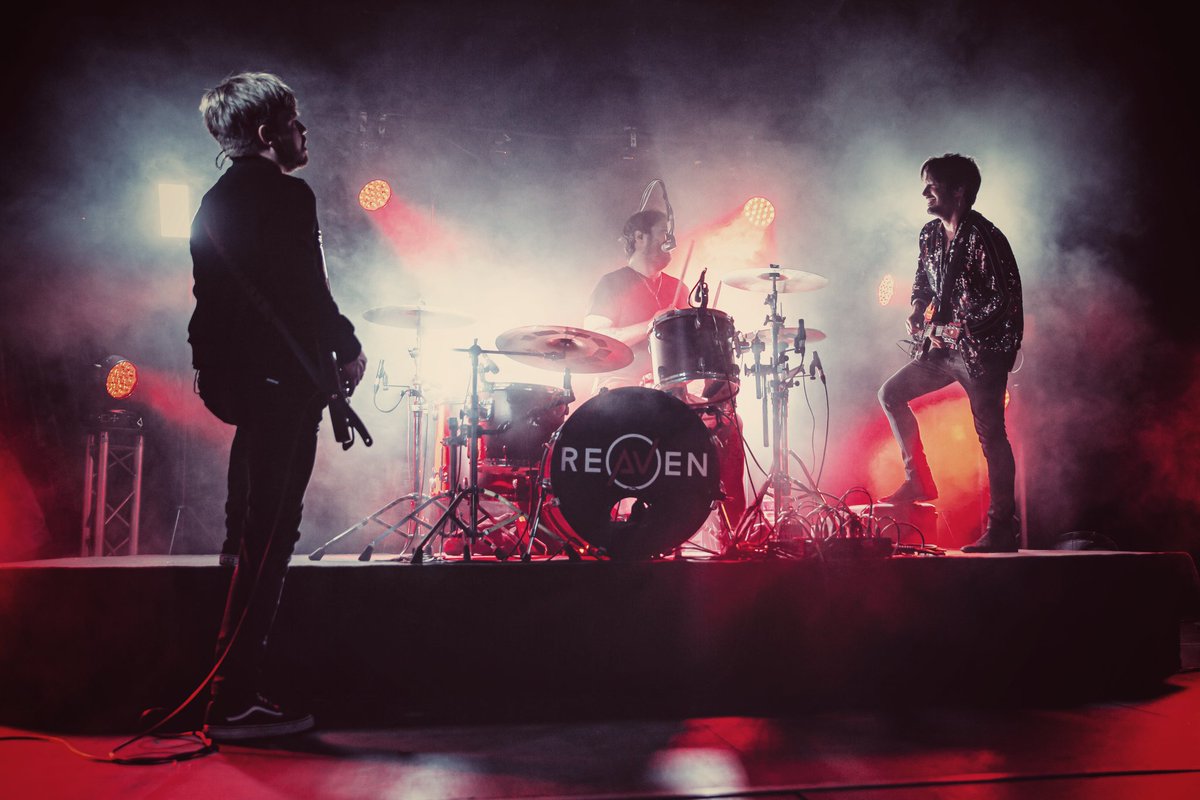 🔥🇫🇷About our last show🇫🇷🔥

🤘MERCI Saint-Germain-des-Prés 🤘
Et un grand merci à la dream team de @cestpariciqucasepasse pour l'organisation impeccable et l'accueil au top!! 

📍Next concert: July 14th | Parksommer Festival - Chemnitz🇩🇪

📸@new_photos_rushs 

#france #concert
