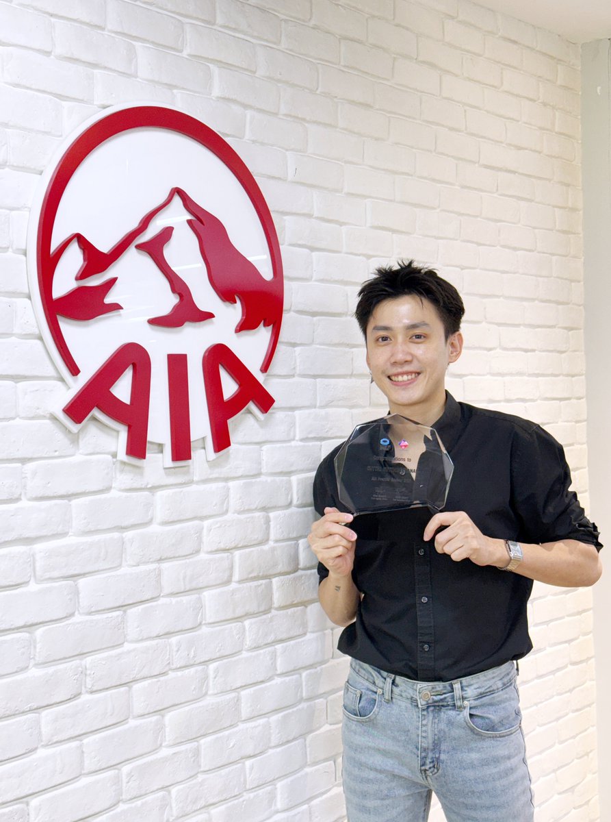 ได้โล่ AIA Premier Advisor มาเก็บอีก 1 อัน 🫶🏻