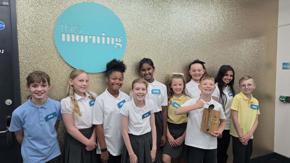 Wonde (@wearewonde) on Twitter photo Asset Arrows take centre stage on ITV's <a href="/thismorning/">This Morning</a> ! 🎬
So proud to have worked with <a href="/ASSETEdu/">ASSET Education</a> and are delighted to see the Asset Arrows shine.
Their efforts were recognised live on air with a surprise #GoodSchoolFoodAward! 🌟
The heartwarming moment: youtube.com/watch?v=eNPBBy… Asset Arrows take centre stage on ITV's <a href="/thismorning/">This Morning</a> ! 🎬
So proud to have worked with <a href="/ASSETEdu/">ASSET Education</a> and are delighted to see the Asset Arrows shine.
Their efforts were recognised live on air with a surprise #GoodSchoolFoodAward! 🌟
The heartwarming moment: youtube.com/watch?v=eNPBBy…