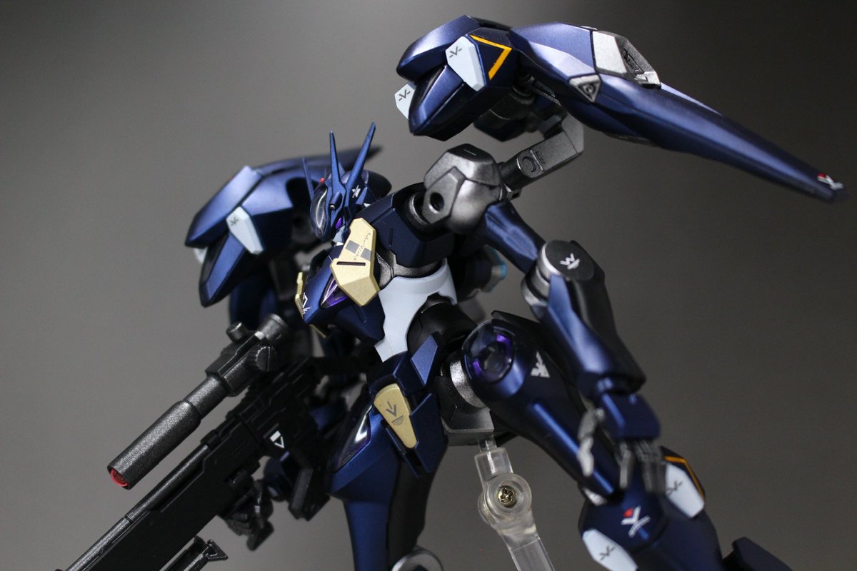 peco_mochiguma's tweet image. #くろーいプラモ上げまへんか
プリズムブルーブラックで塗装しました😆