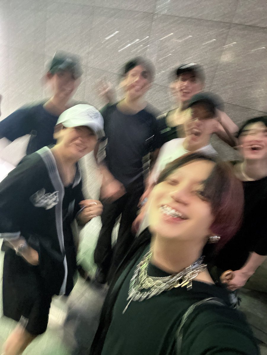 ryuji7117's tweet image. 刀剣乱舞の稽古に合流し、バタバタしていたため更新が滞っておりました。
アクターズリーグありがとうございました。
熱い試合、それを祝う花火。風情でしたね。
パルコ・プロデュース2025
カタシロ~Relive vol.2~
大阪公演に患者役として出演致します。
こういったスタイルの物に出演するのは初