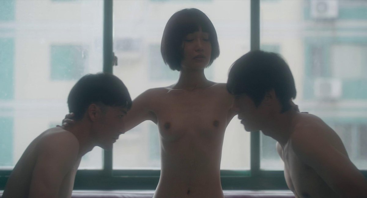 马雪『燕交』/White River 2023

田原&amp;宋宁峰

可能是近几年尺度最大的国产片，豆瓣无条目。

疫情之下，身体虽被禁锢，但是意念欲望流淌。

完整版：pan.xunlei.com/s/VOUdLcKLkQsT…