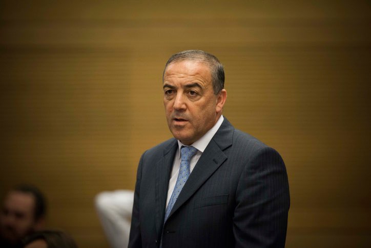 انت اهل لها.
اكرم حسون يعود الى الكنيست