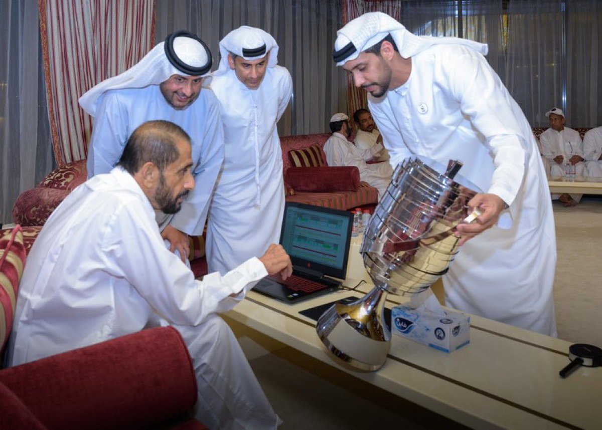 سيذكر التاريخ ان هذا الرجل اعاد الوصل إلى المنصات بفضل عمله و اجتهاده

كُنت ولا زلت و ستبقى في قلوبنا 💛

شكراً بومحمد 🫡