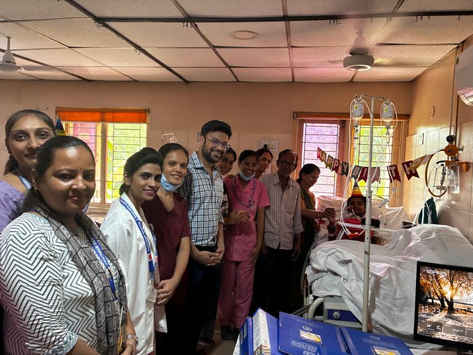 A sweet little moment for our brave GBS warrior, who’s been with us for over a month now, winning hearts with his strength.  Gratitude to Dr. Anshul Jaiswal, Dr. Neha Rai , and Dr. Gaurav Gupta  

0731-4206750
choithramhospital.com #ChoithramHospital #GBSWarrior #Pediatric