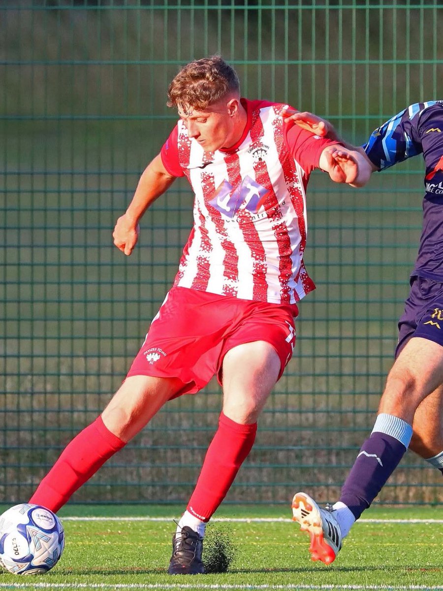 DevizesTownFC's tweet image. ✍️ SAM McFARLANE

Delighted to announce the signing of Centre Half Sam McFarlane

Sam joins us from Warminster Town &amp;amp; will further strengthen our defensive options as we head into the 25/26 campaign

Sam is available to sponsor. Please drop us a DM for more info

Welcome Sam
🔴⚪️